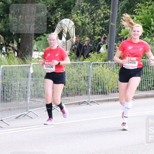 08.06.2024 - REWE Women's Run Strokosch-Dieckow http://msf.ph/oto/6261078 09.06.2024 10:07:53 Laufen 10406, 0405, 10 meine-sportfotos.de