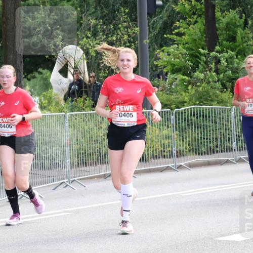 08.06.2024 - REWE Women's Run Strokosch-Dieckow http://msf.ph/oto/6261080 09.06.2024 10:07:54 Laufen 10406, 0405, 10147, 1077, 10148 meine-sportfotos.de