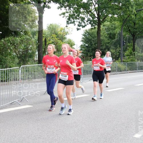 08.06.2024 - REWE Women's Run Strokosch-Dieckow http://msf.ph/oto/6261102 09.06.2024 10:08:00 Laufen 10147, 10148, 10, 75, 10164, 10497, 10342 meine-sportfotos.de