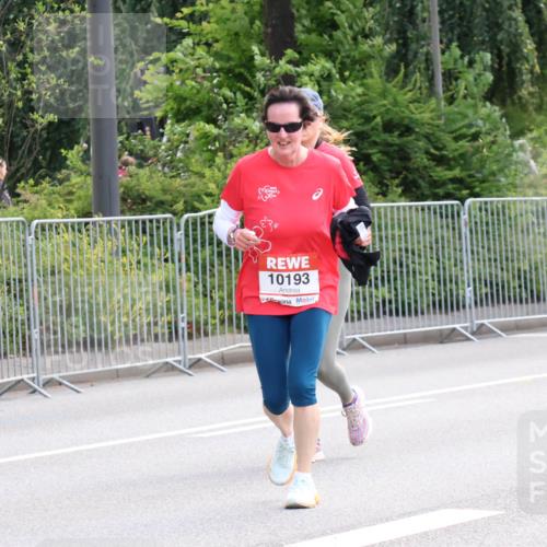 08.06.2024 - REWE Women's Run Strokosch-Dieckow http://msf.ph/oto/6261119 09.06.2024 10:08:06 Laufen 10193 meine-sportfotos.de