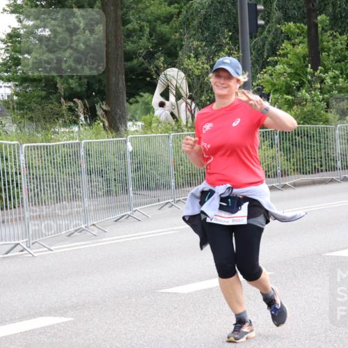 08.06.2024 - REWE Women's Run Strokosch-Dieckow http://msf.ph/oto/6261153 09.06.2024 10:08:32 Laufen  meine-sportfotos.de