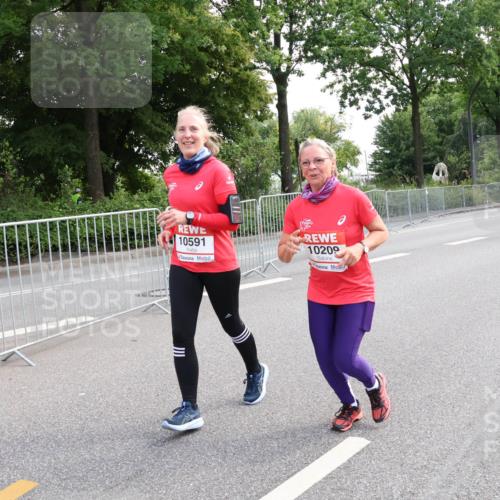08.06.2024 - REWE Women's Run Strokosch-Dieckow http://msf.ph/oto/6261192 09.06.2024 10:08:42 Laufen 10591, 10209 meine-sportfotos.de