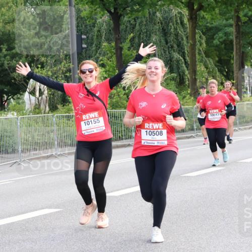 08.06.2024 - REWE Women's Run Strokosch-Dieckow http://msf.ph/oto/6261563 09.06.2024 10:01:39 Laufen 10155, 10508, 10643 meine-sportfotos.de