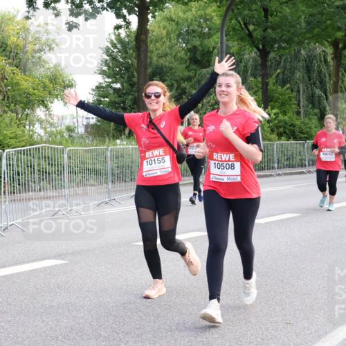 08.06.2024 - REWE Women's Run Strokosch-Dieckow http://msf.ph/oto/6261569 09.06.2024 10:01:40 Laufen 10155, 1054, 10508, 10643 meine-sportfotos.de