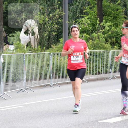 08.06.2024 - REWE Women's Run Strokosch-Dieckow http://msf.ph/oto/6261632 09.06.2024 10:02:13 Laufen 10031, 1011, 4, 1049 meine-sportfotos.de