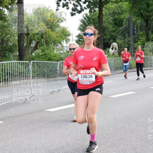 08.06.2024 - REWE Women's Run Strokosch-Dieckow http://msf.ph/oto/6261704 09.06.2024 10:03:07 Laufen 10636, 10220, 10471 meine-sportfotos.de