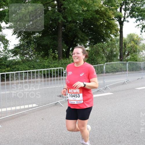 08.06.2024 - REWE Women's Run Strokosch-Dieckow http://msf.ph/oto/6261756 09.06.2024 10:03:24 Laufen 10453 meine-sportfotos.de