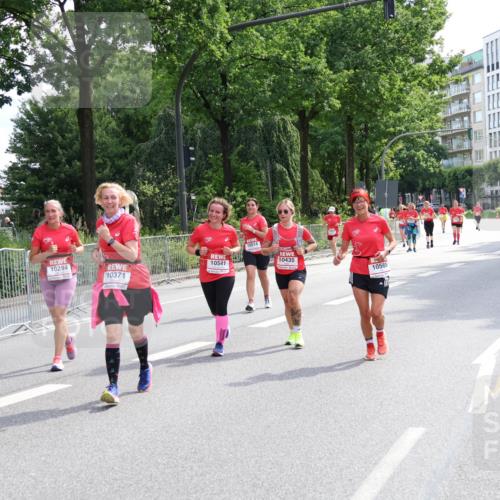 08.06.2024 - REWE Women's Run Strokosch-Dieckow http://msf.ph/oto/6261830 09.06.2024 10:04:19 Laufen 10294, 10371, 14, 10541, 10435, 10569 meine-sportfotos.de