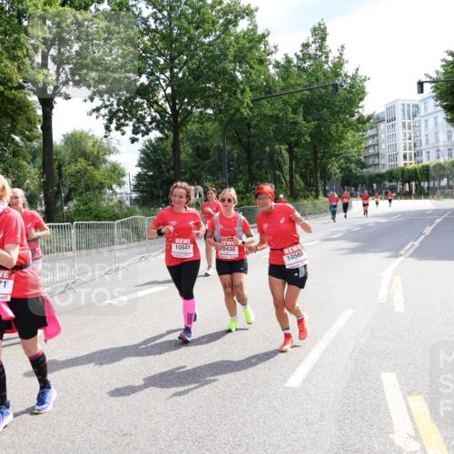 08.06.2024 - REWE Women's Run Strokosch-Dieckow http://msf.ph/oto/6261834 09.06.2024 10:04:22 Laufen 10371, 10541, 0435, 10569 meine-sportfotos.de