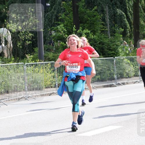 08.06.2024 - REWE Women's Run Strokosch-Dieckow http://msf.ph/oto/6261853 09.06.2024 10:04:28 Laufen 10545, 10293 meine-sportfotos.de