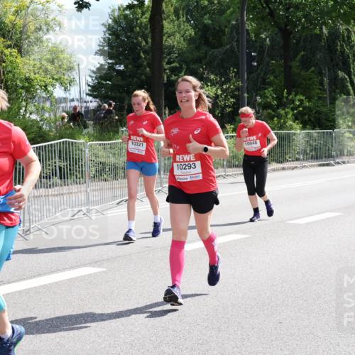 08.06.2024 - REWE Women's Run Strokosch-Dieckow http://msf.ph/oto/6261864 09.06.2024 10:04:32 Laufen 10545, 10321, 10293, 10048 meine-sportfotos.de