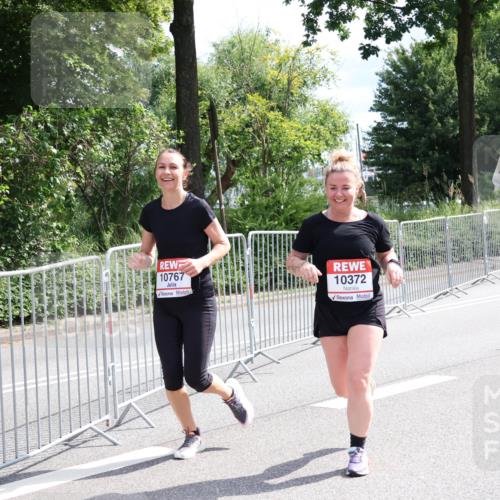 08.06.2024 - REWE Women's Run Strokosch-Dieckow http://msf.ph/oto/6261913 09.06.2024 10:05:03 Laufen 10767, 10372 meine-sportfotos.de