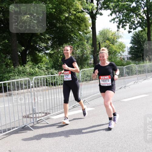 08.06.2024 - REWE Women's Run Strokosch-Dieckow http://msf.ph/oto/6261916 09.06.2024 10:05:04 Laufen 10767, 10372 meine-sportfotos.de