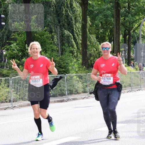08.06.2024 - REWE Women's Run Strokosch-Dieckow http://msf.ph/oto/6261961 09.06.2024 10:05:47 Laufen 10337, 10768 meine-sportfotos.de