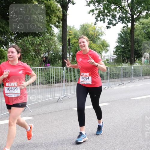 08.06.2024 - REWE Women's Run Strokosch-Dieckow http://msf.ph/oto/6261988 09.06.2024 10:06:13 Laufen 10469, 10054 meine-sportfotos.de