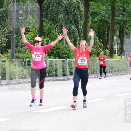 08.06.2024 - REWE Women's Run Strokosch-Dieckow http://msf.ph/oto/6262000 09.06.2024 10:06:26 Laufen 10064, 10607, 10577, 10298 meine-sportfotos.de