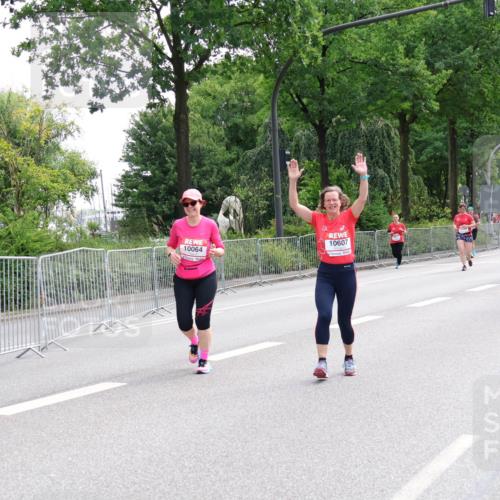 08.06.2024 - REWE Women's Run Strokosch-Dieckow http://msf.ph/oto/6262007 09.06.2024 10:06:28 Laufen 10064, 10607 meine-sportfotos.de
