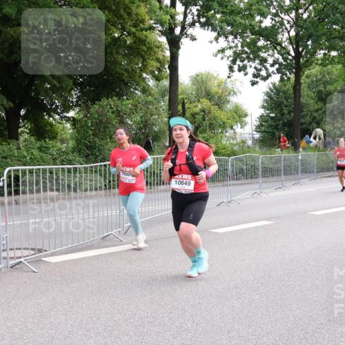 08.06.2024 - REWE Women's Run Strokosch-Dieckow http://msf.ph/oto/6262032 09.06.2024 10:06:40 Laufen 10005, 10649, 10620 meine-sportfotos.de