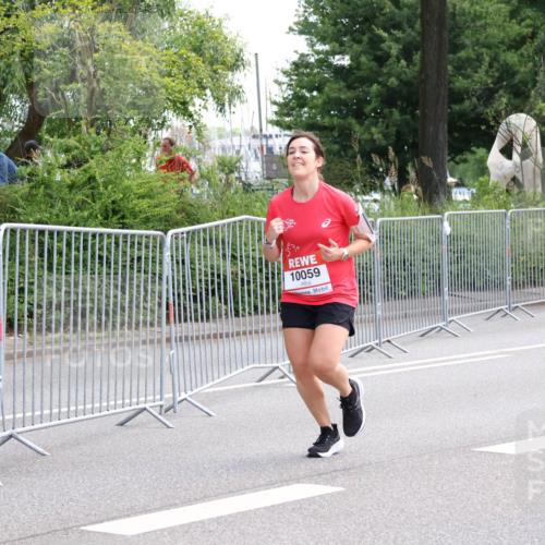 08.06.2024 - REWE Women's Run Strokosch-Dieckow http://msf.ph/oto/6262036 09.06.2024 10:06:42 Laufen 10059, 106 meine-sportfotos.de
