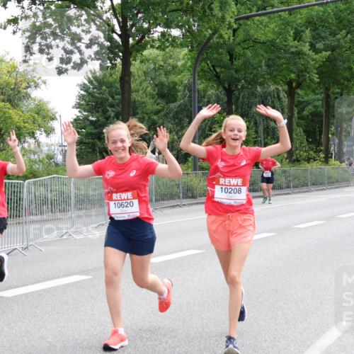 08.06.2024 - REWE Women's Run Strokosch-Dieckow http://msf.ph/oto/6262040 09.06.2024 10:06:43 Laufen 10059, 10620, 10208 meine-sportfotos.de