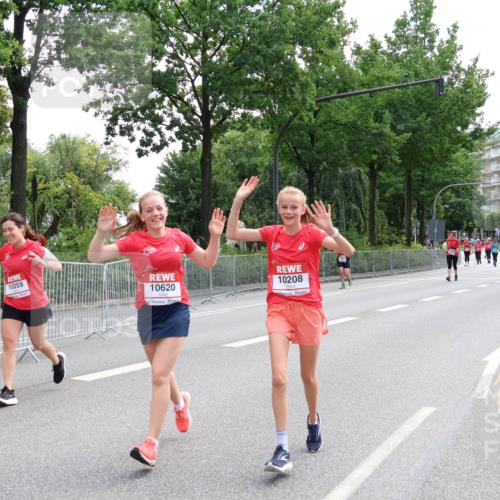 08.06.2024 - REWE Women's Run Strokosch-Dieckow http://msf.ph/oto/6262041 09.06.2024 10:06:44 Laufen 10059, 10620, 10208 meine-sportfotos.de