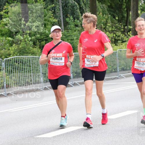 08.06.2024 - REWE Women's Run Strokosch-Dieckow http://msf.ph/oto/6262402 09.06.2024 10:08:26 Laufen 10628, 10, 10124 meine-sportfotos.de