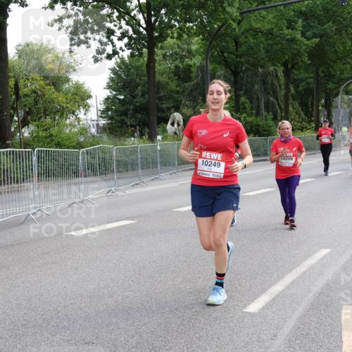 08.06.2024 - REWE Women's Run Strokosch-Dieckow http://msf.ph/oto/6262425 09.06.2024 10:08:39 Laufen 10249, 10209 meine-sportfotos.de