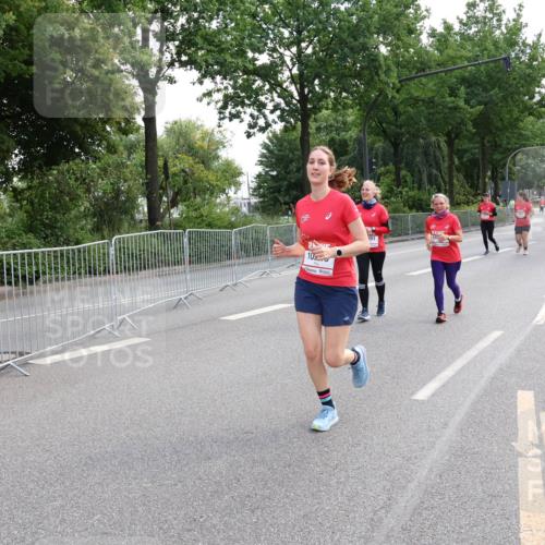08.06.2024 - REWE Women's Run Strokosch-Dieckow http://msf.ph/oto/6262426 09.06.2024 10:08:39 Laufen 10 meine-sportfotos.de