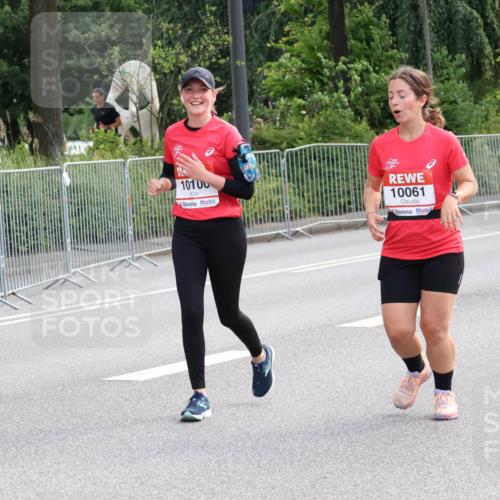 08.06.2024 - REWE Women's Run Strokosch-Dieckow http://msf.ph/oto/6262435 09.06.2024 10:08:44 Laufen 10100, 10061, 102 meine-sportfotos.de