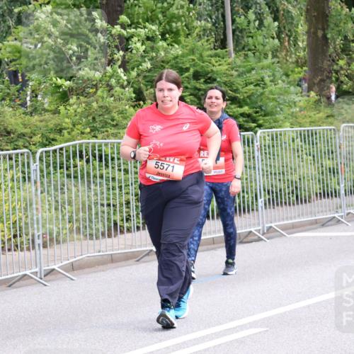 08.06.2024 - REWE Women's Run Strokosch-Dieckow http://msf.ph/oto/6264663 09.06.2024 11:04:38 Laufen 5571, 5411 meine-sportfotos.de