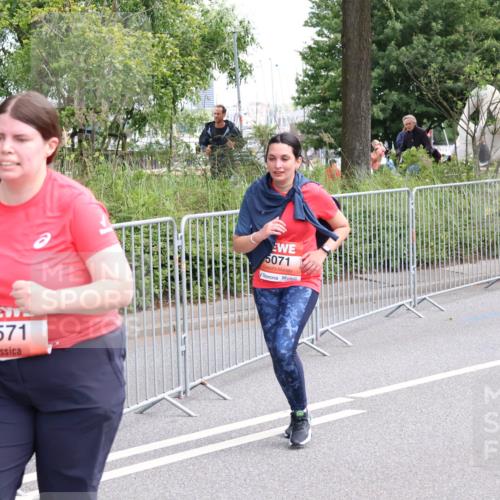 08.06.2024 - REWE Women's Run Strokosch-Dieckow http://msf.ph/oto/6264668 09.06.2024 11:04:43 Laufen 5571, 5071, 5411 meine-sportfotos.de