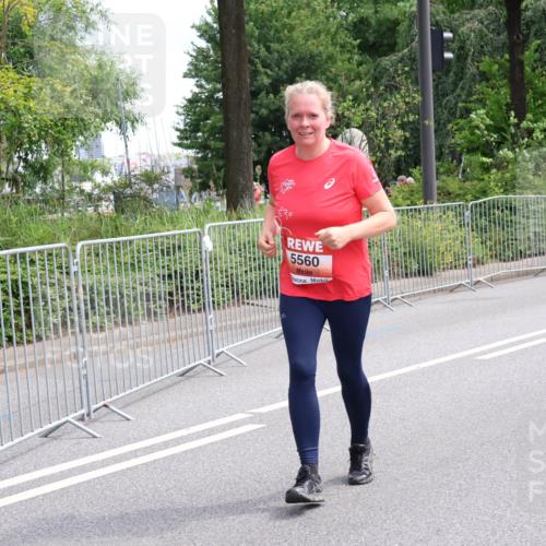 08.06.2024 - REWE Women's Run Strokosch-Dieckow http://msf.ph/oto/6264682 09.06.2024 11:04:54 Laufen 5560, 5505 meine-sportfotos.de