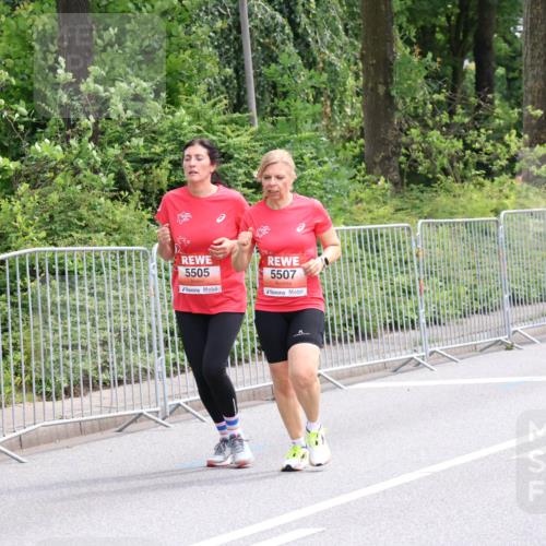 08.06.2024 - REWE Women's Run Strokosch-Dieckow http://msf.ph/oto/6264684 09.06.2024 11:04:56 Laufen 5505, 5507, 5216 meine-sportfotos.de