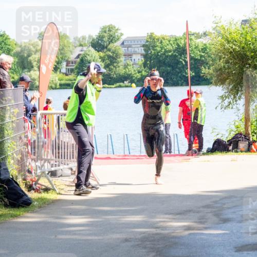 16.06.2024 - 7 Türme Triathlon MichiJ http://msf.ph/oto/6264695 16.06.2024 11:06:21 Schwimmen  meine-sportfotos.de