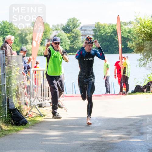 16.06.2024 - 7 Türme Triathlon MichiJ http://msf.ph/oto/6264698 16.06.2024 11:06:22 Schwimmen  meine-sportfotos.de
