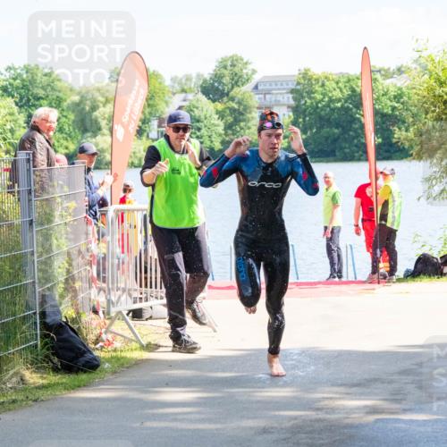 16.06.2024 - 7 Türme Triathlon MichiJ http://msf.ph/oto/6264699 16.06.2024 11:06:22 Schwimmen  meine-sportfotos.de
