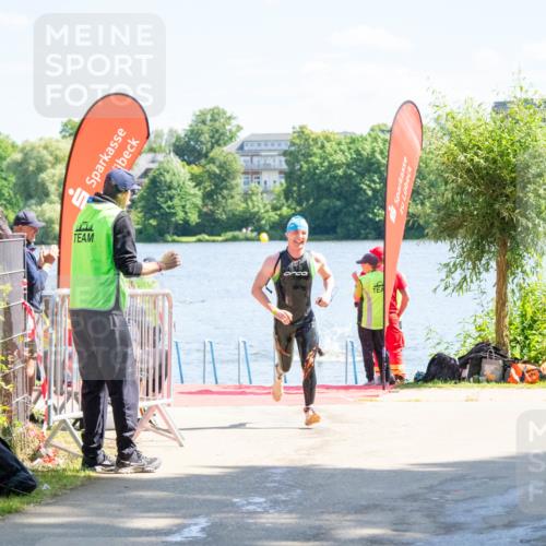 16.06.2024 - 7 Türme Triathlon MichiJ http://msf.ph/oto/6264709 16.06.2024 11:07:52 Schwimmen 10 meine-sportfotos.de