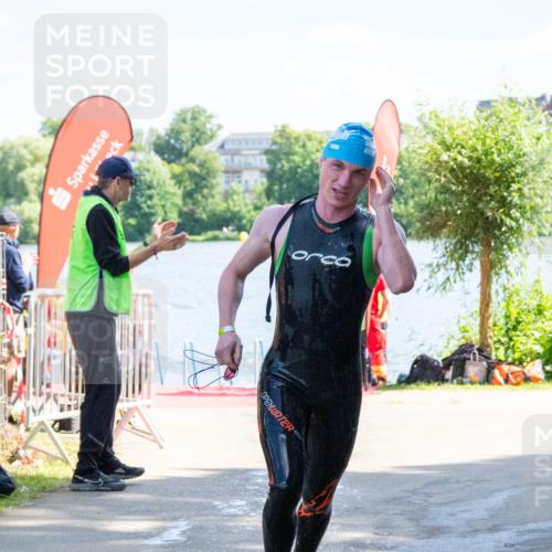 16.06.2024 - 7 Türme Triathlon MichiJ http://msf.ph/oto/6264717 16.06.2024 11:07:55 Schwimmen 10 meine-sportfotos.de