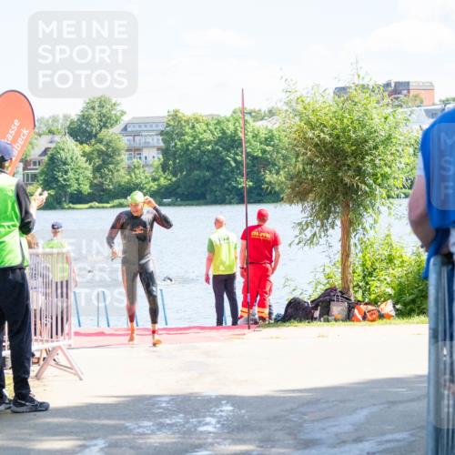 16.06.2024 - 7 Türme Triathlon MichiJ http://msf.ph/oto/6264722 16.06.2024 11:08:12 Schwimmen 208, 245 meine-sportfotos.de