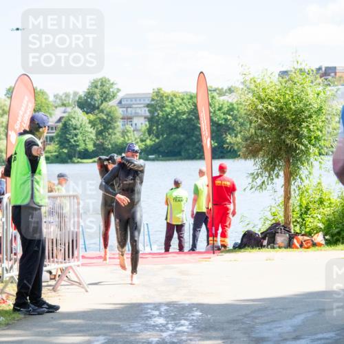 16.06.2024 - 7 Türme Triathlon MichiJ http://msf.ph/oto/6264739 16.06.2024 11:08:49 Schwimmen 191, 208, 245 meine-sportfotos.de