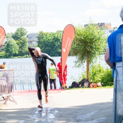 16.06.2024 - 7 Türme Triathlon MichiJ http://msf.ph/oto/6264758 16.06.2024 11:09:04 Schwimmen  meine-sportfotos.de