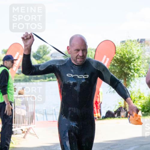 16.06.2024 - 7 Türme Triathlon MichiJ http://msf.ph/oto/6264765 16.06.2024 11:09:06 Schwimmen  meine-sportfotos.de