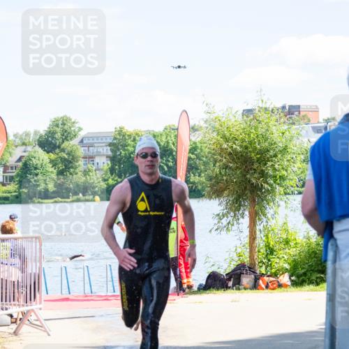 16.06.2024 - 7 Türme Triathlon MichiJ http://msf.ph/oto/6264768 16.06.2024 11:09:25 Schwimmen 202 meine-sportfotos.de