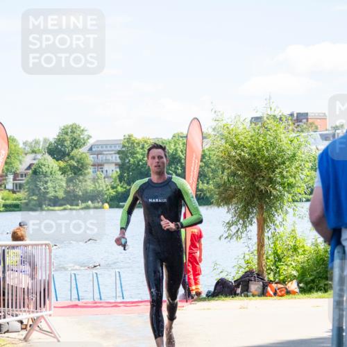 16.06.2024 - 7 Türme Triathlon MichiJ http://msf.ph/oto/6264775 16.06.2024 11:09:27 Schwimmen 16, 202 meine-sportfotos.de
