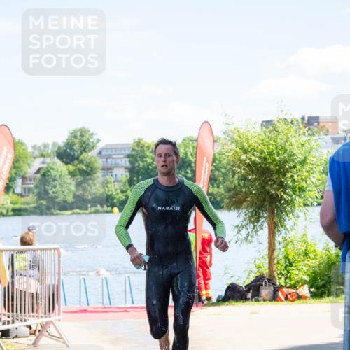 16.06.2024 - 7 Türme Triathlon MichiJ http://msf.ph/oto/6264776 16.06.2024 11:09:27 Schwimmen 16, 202 meine-sportfotos.de