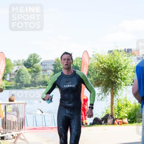16.06.2024 - 7 Türme Triathlon MichiJ http://msf.ph/oto/6264778 16.06.2024 11:09:27 Schwimmen 16, 202 meine-sportfotos.de