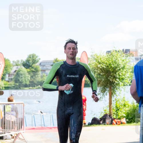 16.06.2024 - 7 Türme Triathlon MichiJ http://msf.ph/oto/6264779 16.06.2024 11:09:28 Schwimmen 16, 202 meine-sportfotos.de