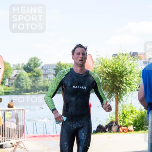 16.06.2024 - 7 Türme Triathlon MichiJ http://msf.ph/oto/6264780 16.06.2024 11:09:28 Schwimmen 16, 202 meine-sportfotos.de