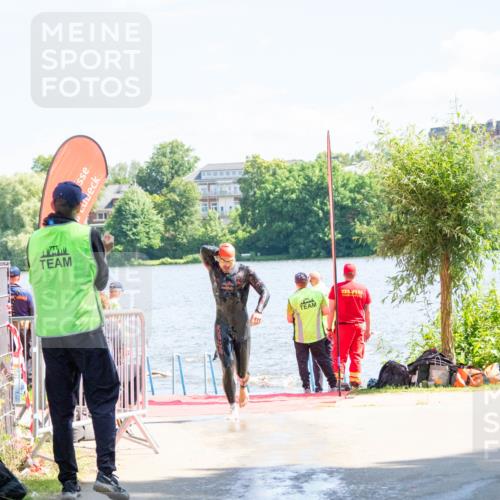 16.06.2024 - 7 Türme Triathlon MichiJ http://msf.ph/oto/6264783 16.06.2024 11:09:56 Schwimmen 15, 16, 47, 201, 202 meine-sportfotos.de