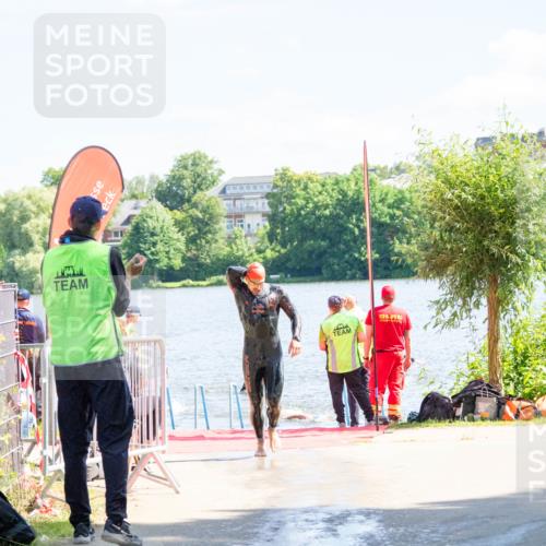 16.06.2024 - 7 Türme Triathlon MichiJ http://msf.ph/oto/6264784 16.06.2024 11:09:56 Schwimmen 15, 16, 47, 201, 202 meine-sportfotos.de